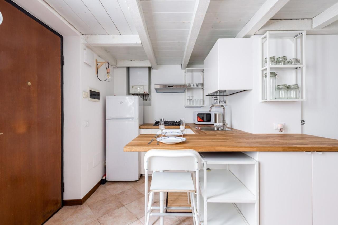 New! Studio Apt 700M From Corso Lodi! Милан Экстерьер фото